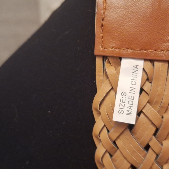 Breaded Belt W/ Elastic Back Size Small - Picture 4 of 4